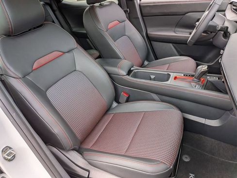 Certified 2026 Nissan Kicks SR w/ Cold Weather Package FWD image 30