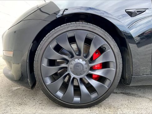 Used 2023 Tesla Model 3 Performance AWD/4WD image 9