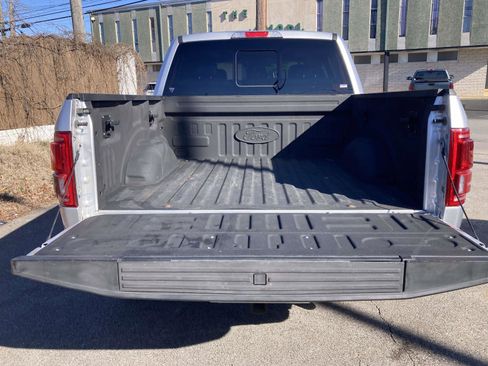 Used 2016 Ford F150 Lariat w/ Equipment Group 502A Luxury image 14