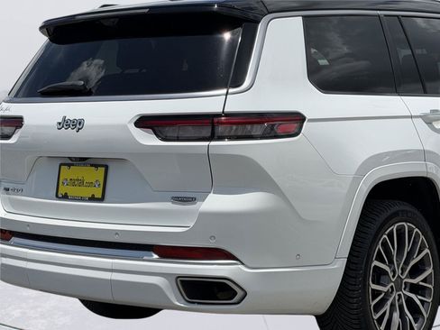 Used 2021 Jeep Grand Cherokee L Summit AWD/4WD image 10