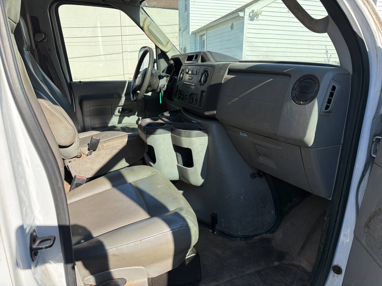 Used 2012 Ford E-350 and Econoline 350 Super Duty w/ PWR Locks & Windows Group RWD image 9