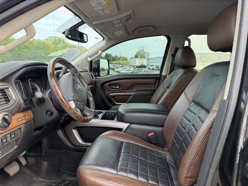 Used 2017 Nissan Titan Platinum Reserve AWD/4WD image 6