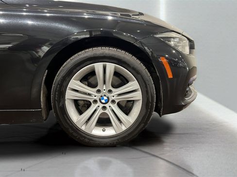 Used 2018 BMW 330i xDrive Sedan image 34