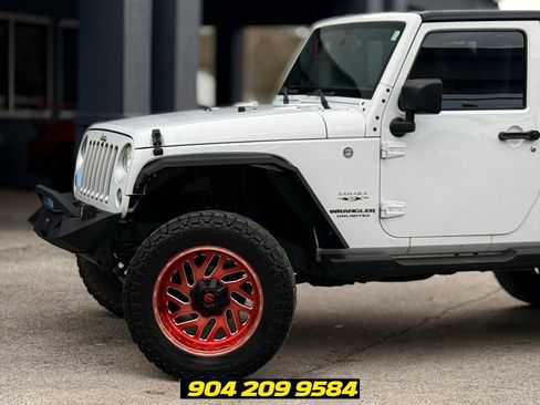 Used 2017 Jeep Wrangler Unlimited Sahara w/ Max Tow Package AWD/4WD image 2