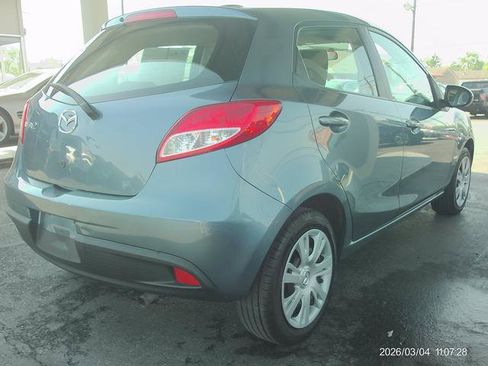 Used 2014 MAZDA MAZDA2 Sport FWD image 3