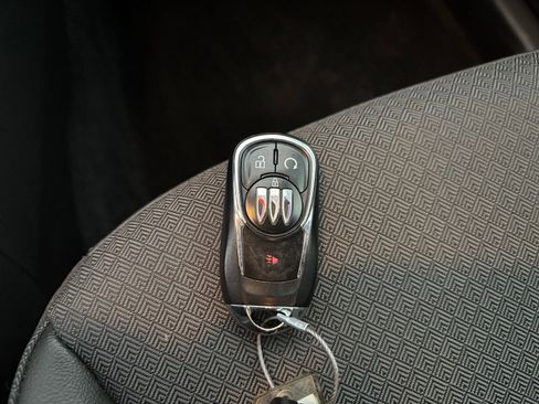 Used 2025 Buick Encore GX Preferred FWD image 21