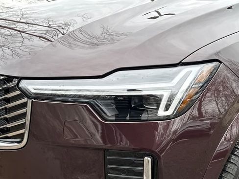 New 2026 Volvo XC90 B6 Plus w/ Protection Package Premier AWD/4WD image 7