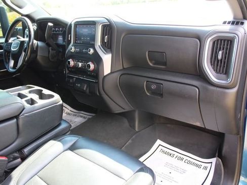 Used 2022 GMC Sierra 3500 SLE w/ SLE Convenience Package image 25