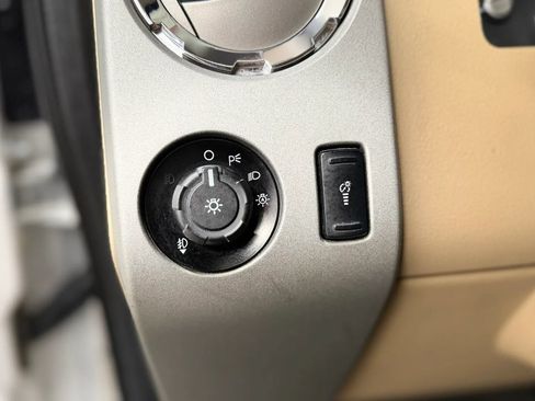 Used 2016 Ford F250 Lariat w/ Lariat Ultimate Package AWD/4WD image 13