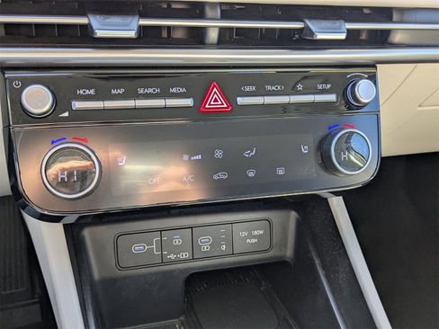 Used 2025 Hyundai Tucson SEL image 24