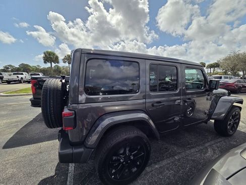 Used 2025 Jeep Wrangler Sahara w/ Safety Group image 5