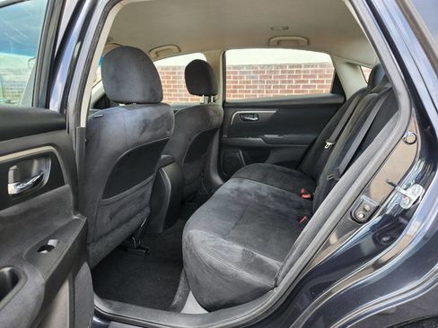 Used 2015 Nissan Altima 2.5 SV FWD image 5