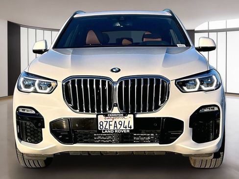 Used 2021 BMW X5 xDrive40i w/ M Sport Package AWD/4WD image 2