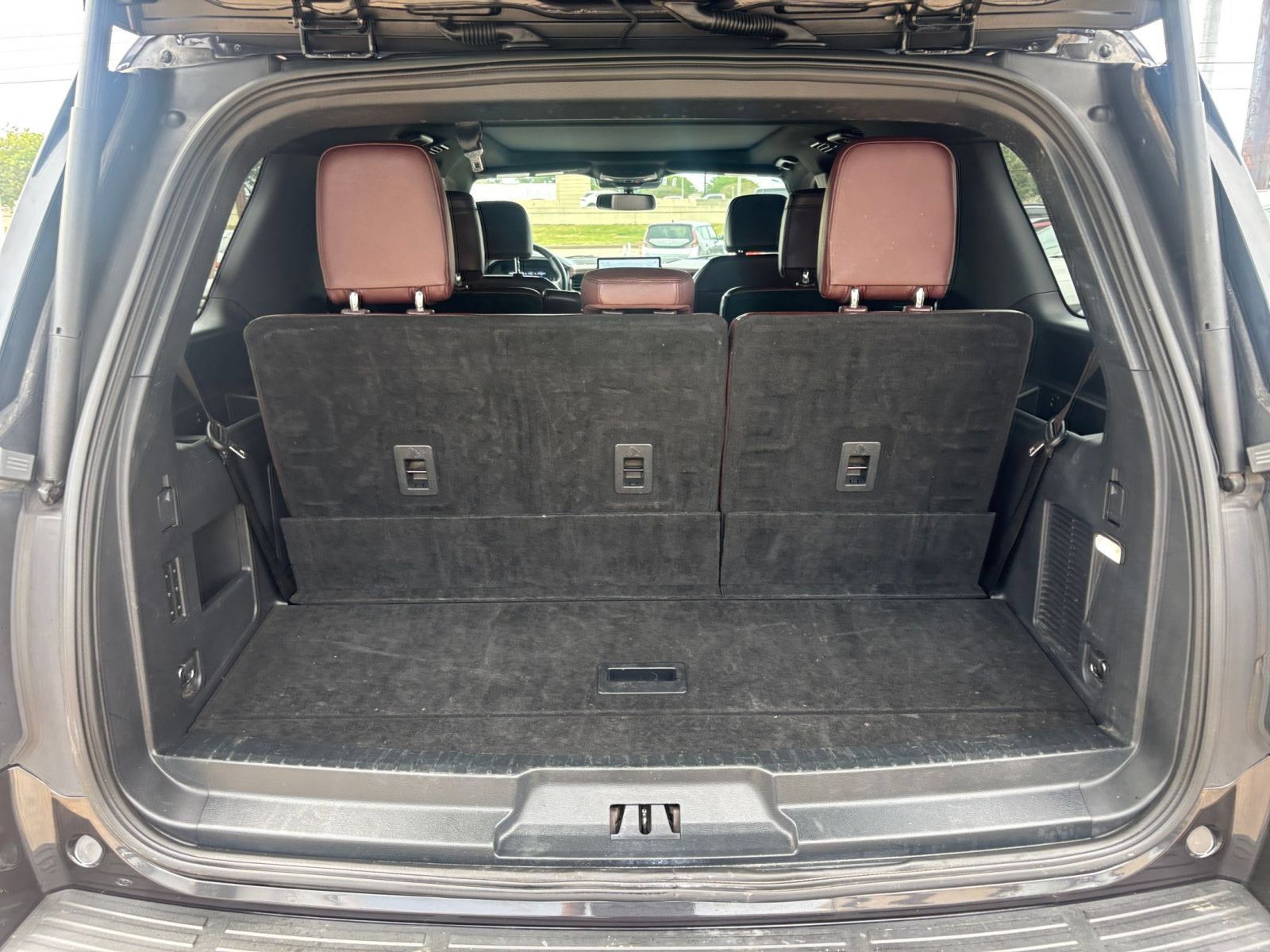 Used 2024 Ford Expedition Limited AWD/4WD image 35