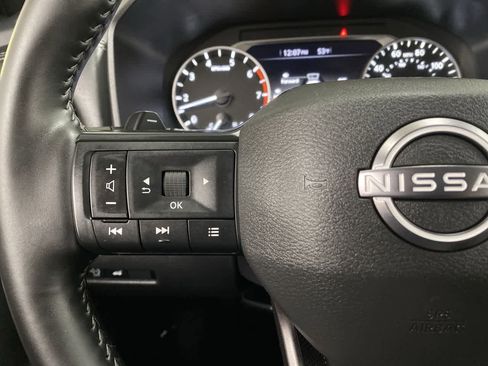 Used 2025 Nissan Rogue SV image 19