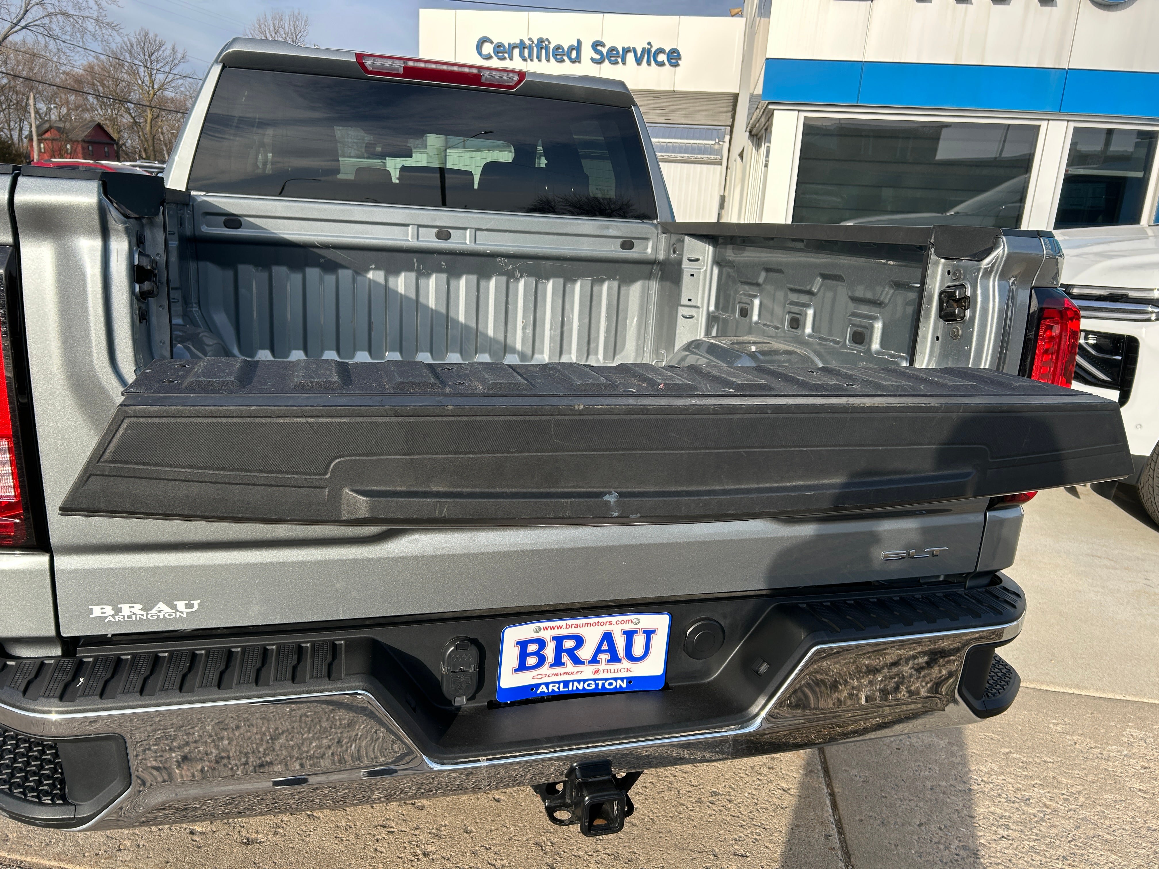 Used 2026 GMC Sierra 1500 SLT AWD/4WD image 13