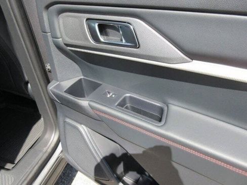 New 2026 Ford Explorer ST-Line w/ ST-Line Street Pack RWD image 20