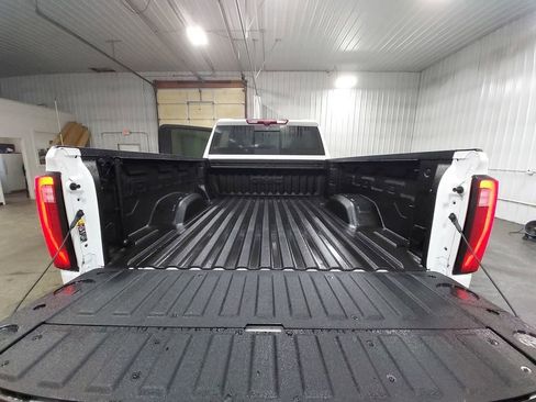 Used 2025 GMC Sierra 2500 Denali w/ Denali Reserve Package AWD/4WD image 12