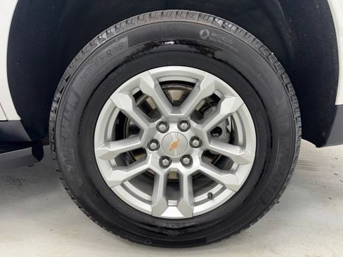 Used 2025 Chevrolet Tahoe LT AWD/4WD image 37