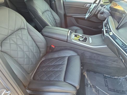 Used 2024 BMW X5 xDrive40i image 10