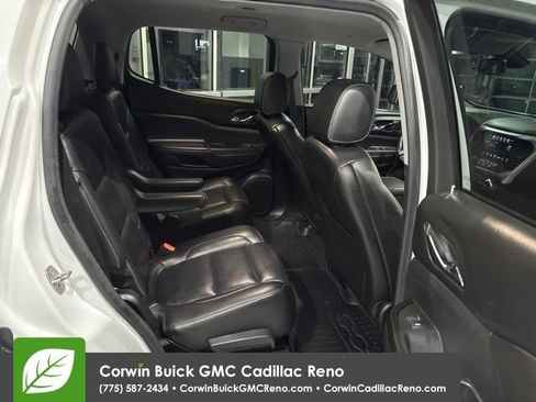 Used 2018 GMC Acadia SLT FWD image 17