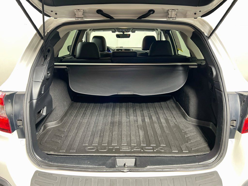 Used 2019 Subaru Outback 2.5i Limited AWD/4WD image 25