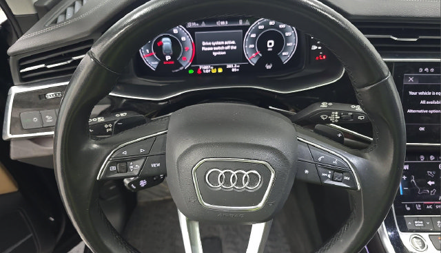 Used 2023 Audi Q7 3.0T Premium Plus w/ Premium Plus Package AWD/4WD image 6