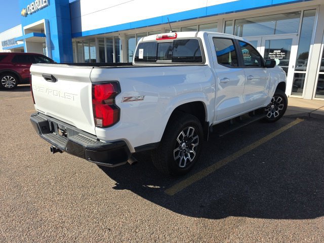 Used 2024 Chevrolet Colorado Z71 w/ Advanced Trailering Package AWD/4WD image 3