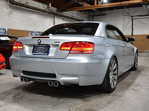 Used 2009 BMW M3 Convertible RWD image 6