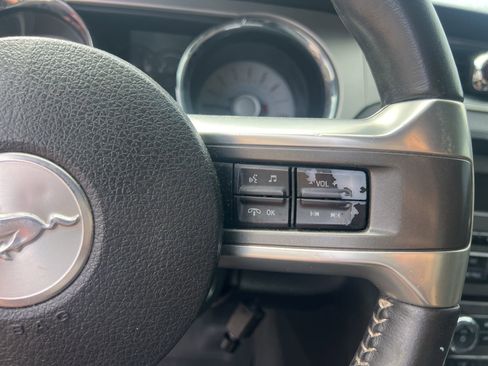 Used 2012 Ford Mustang GT Premium RWD image 17
