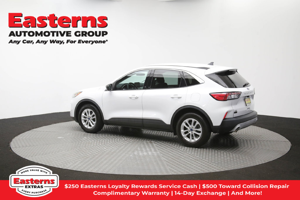 Used 2022 Ford Escape SE FWD image 63
