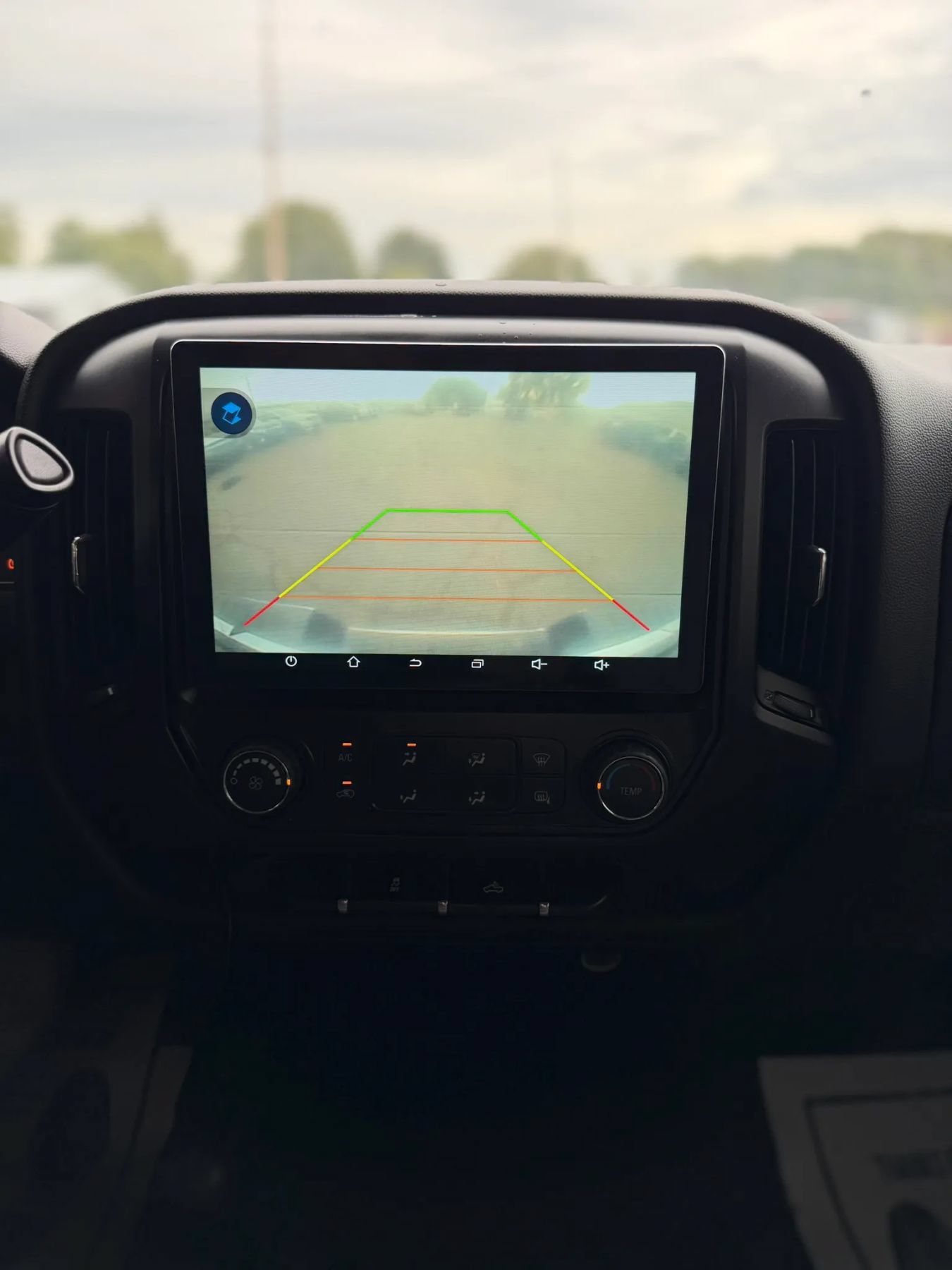 Used 2015 GMC Sierra 1500 4x4 Crew Cab image 14