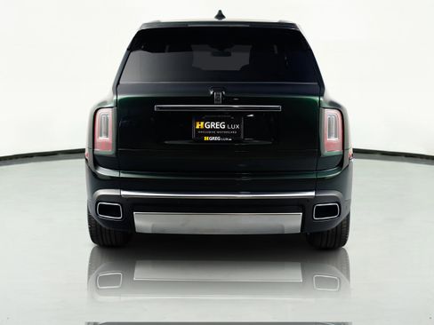 Used 2023 Rolls-Royce Cullinan w/ Cullinan Package image 13