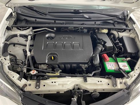 Used 2017 Toyota Corolla L image 21