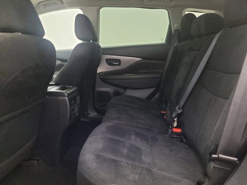 Used 2019 Nissan Murano SV w/ Premium Package image 18