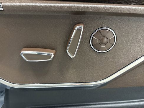 Used 2024 Ford F150 King Ranch w/ FX4 Off-Road Package image 31