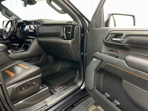 Certified 2022 GMC Sierra 1500 AT4 w/ AT4 Premium Package AWD/4WD image 41