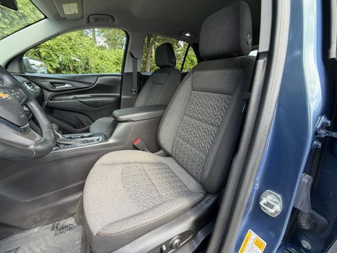 Used 2024 Chevrolet Equinox LT FWD image 17
