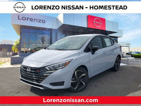 New 2025 Nissan Versa SR w/ Trunk Package image 1