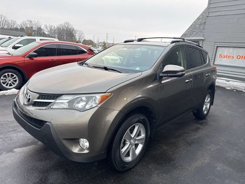 Used 2013 Toyota RAV4 XLE image 3
