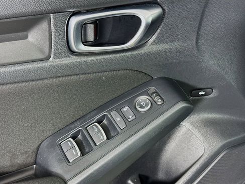 Used 2025 Honda Civic LX image 18