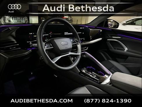 Certified 2025 Audi Q5 Premium w/ Convenience Package AWD/4WD image 13