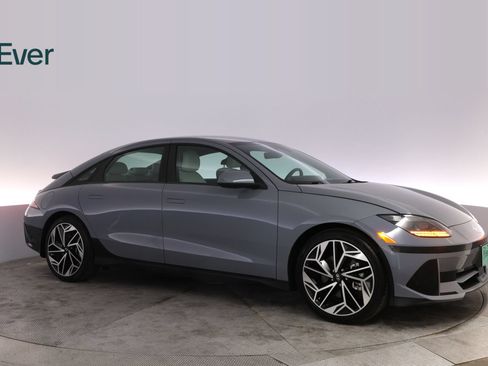 Used 2024 Hyundai Ioniq 6 Limited RWD image 14