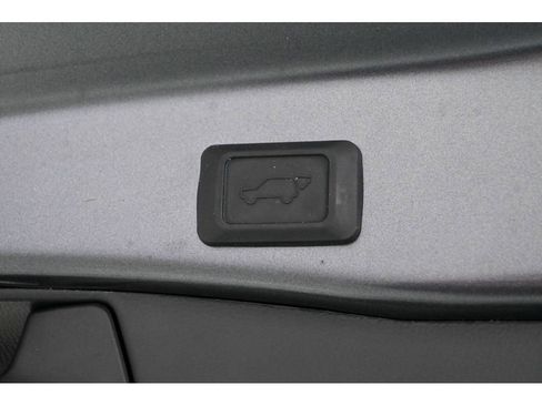 Used 2024 Toyota RAV4 XLE Premium image 51