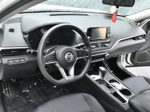 Used 2021 Nissan Altima 2.5 S FWD image 26