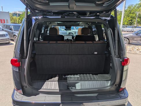 Used 2024 Lexus GX 550 w/ Accessory Package (2T) AWD/4WD image 28