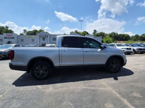Used 2019 Honda Ridgeline Sport image 9