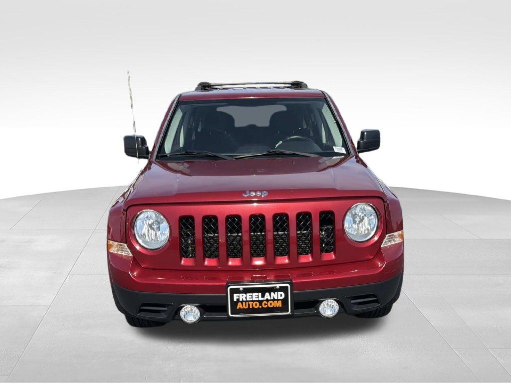 Used 2016 Jeep Patriot Sport w/ Power Value Group AWD/4WD image 8