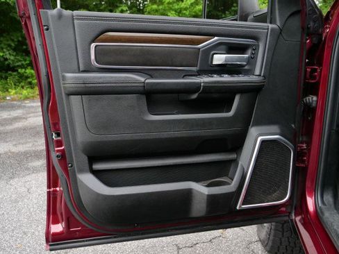 Used 2024 RAM 3500 Laramie image 23