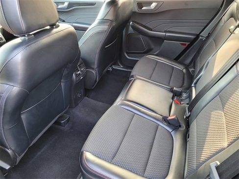 Used 2023 Ford Escape ST-Line image 15